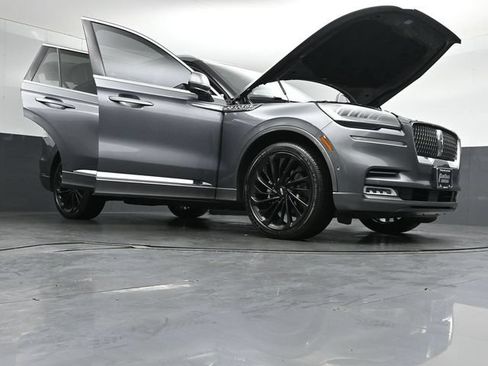 Used 2021 Lincoln Aviator Reserve w/ Equipment Group 208A AWD/4WD image 54