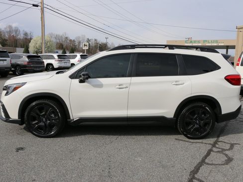 Used 2023 Subaru Ascent Onyx Edition Limited image 2