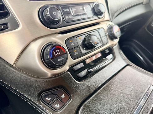 Used 2020 GMC Yukon Denali AWD/4WD image 25