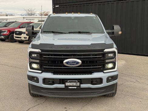 Used 2025 Ford F350 Platinum image 3