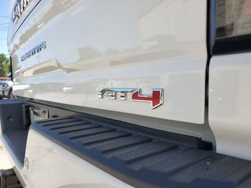 New 2026 GMC Sierra 3500 AT4 w/ AT4 Premium Plus Package AWD/4WD image 9