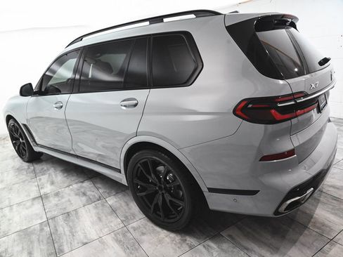 Used 2023 BMW X7 xDrive40i w/ M Sport Package image 4
