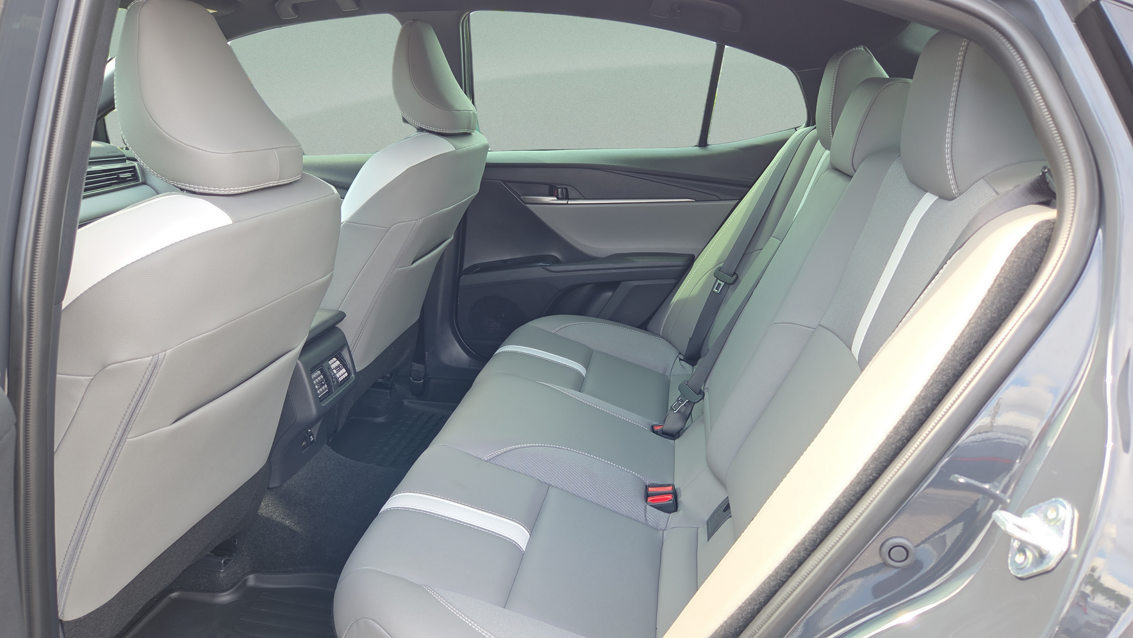 Certified 2026 Toyota Camry SE FWD image 10
