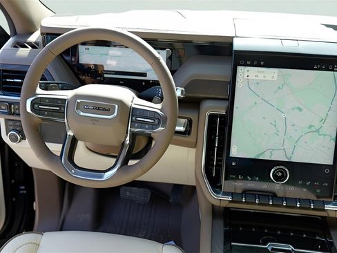 New 2026 GMC Yukon Denali w/ Sun & Power Step Package image 26