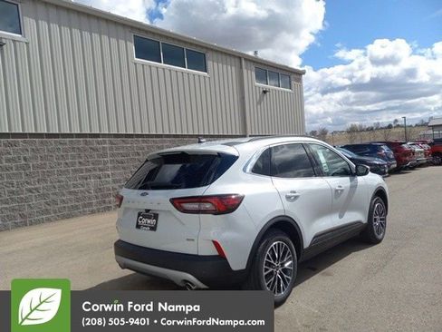 New 2025 Ford Escape Base image 3