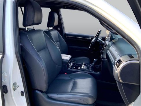 Used 2022 Lexus GX 460 Premium AWD/4WD image 9
