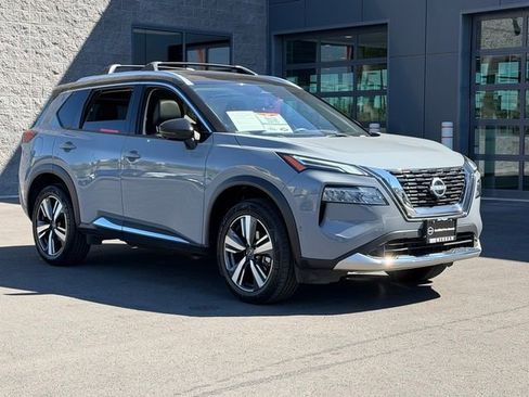 Certified 2023 Nissan Rogue Platinum w/ Platinum Premium Package FWD image 9