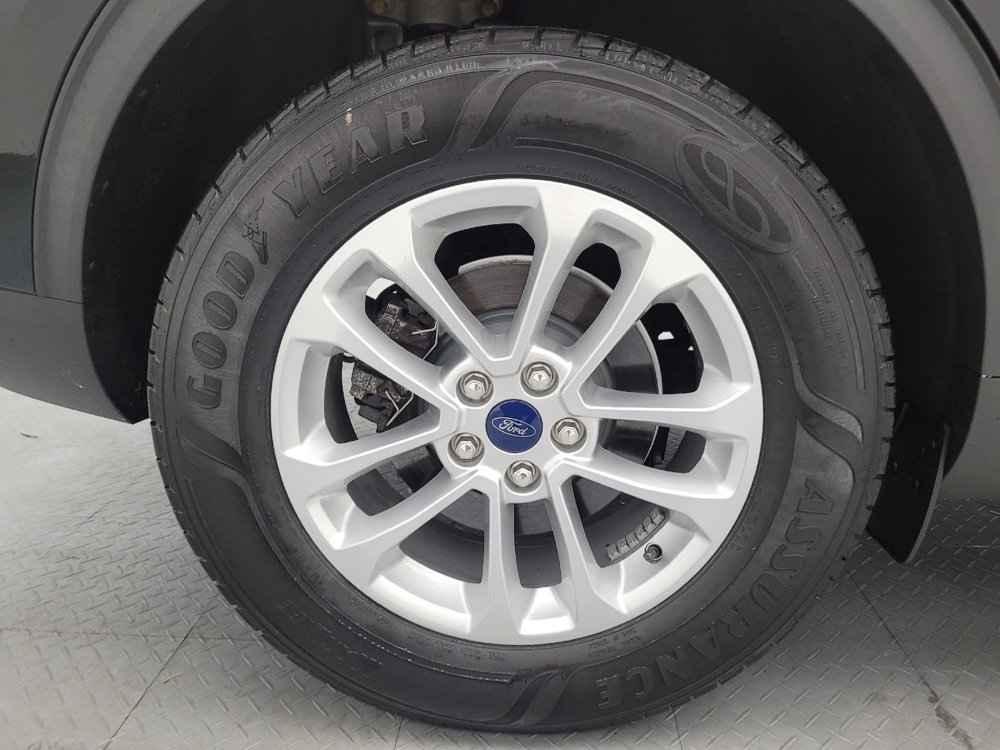 Used 2020 Ford Escape SE FWD image 31