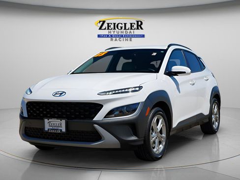 Certified 2023 Hyundai Kona SEL FWD image 3