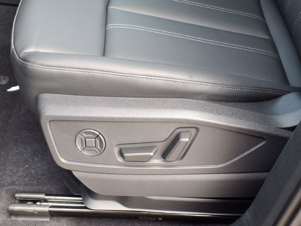 New 2026 Audi Q5 Premium Plus AWD/4WD image 12