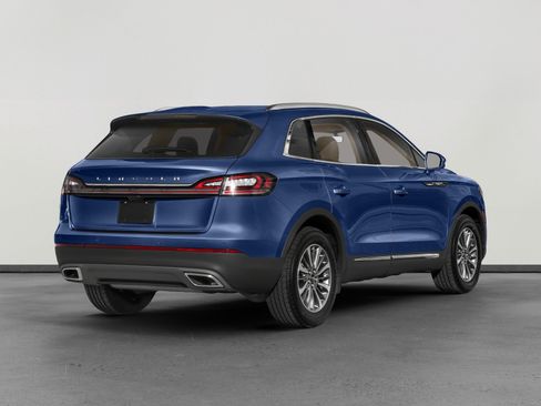 Used 2021 Lincoln Nautilus Reserve w/ Class II Trailer Tow Package AWD/4WD image 2