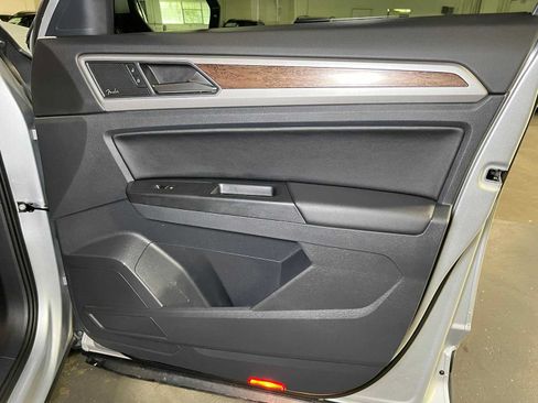 Used 2019 Volkswagen Atlas SEL Premium AWD/4WD image 10