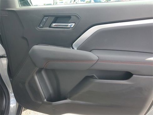 Used 2024 Chevrolet Colorado Z71 w/ LPO, Dark Essentials Package image 21