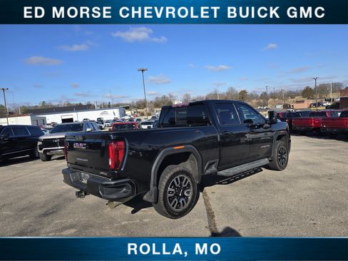 Used 2021 GMC Sierra 2500 AT4 w/ AT4 Premium Plus Package image 3