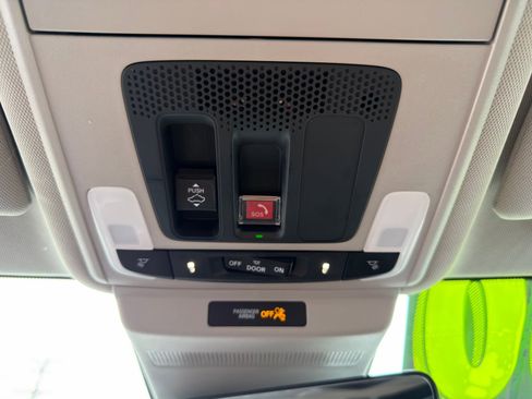 Used 2023 Honda Accord Touring image 26