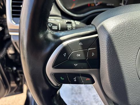 Used 2020 Jeep Grand Cherokee Limited w/ Luxury Group II AWD/4WD image 20