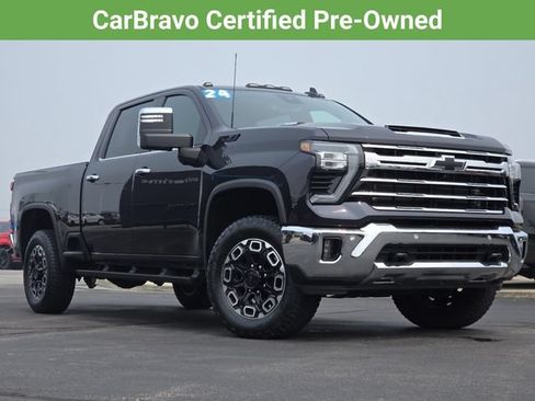 Used 2024 Chevrolet Silverado 2500 LTZ w/ LTZ Convenience Package AWD/4WD image 2