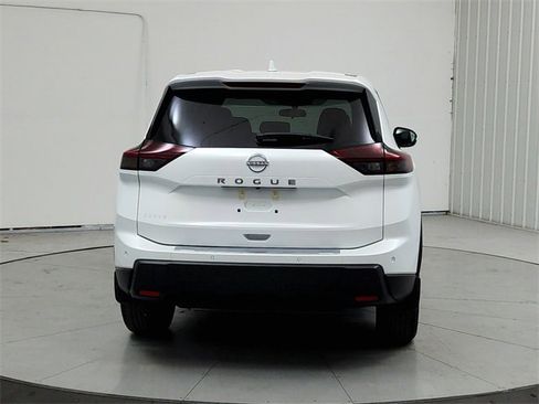 New 2026 Nissan Rogue SV image 6