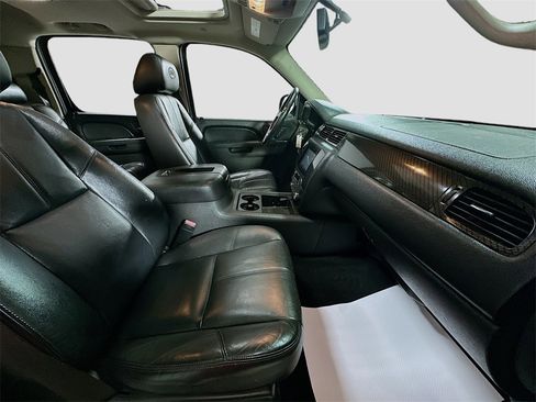 Used 2010 Chevrolet Silverado 1500 LTZ image 27