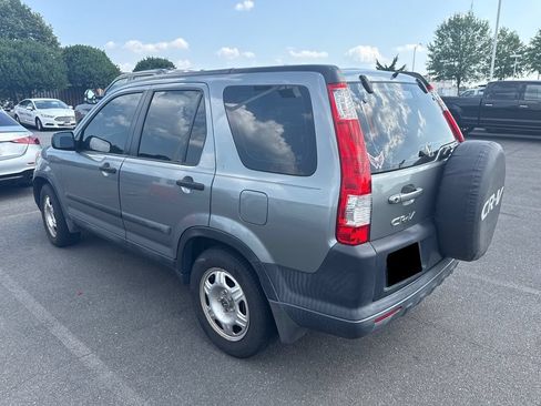 Used 2005 Honda CR-V LX image 3