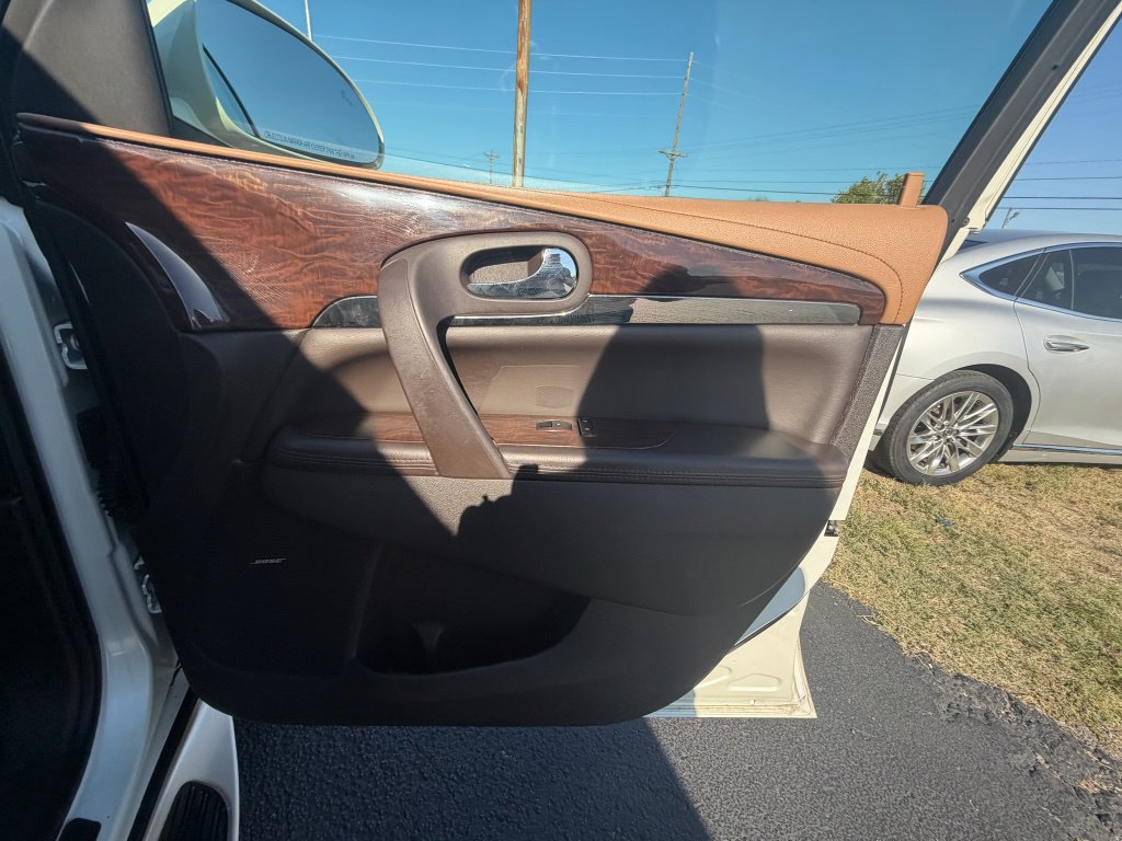 Used 2014 Buick Enclave Premium AWD/4WD image 18