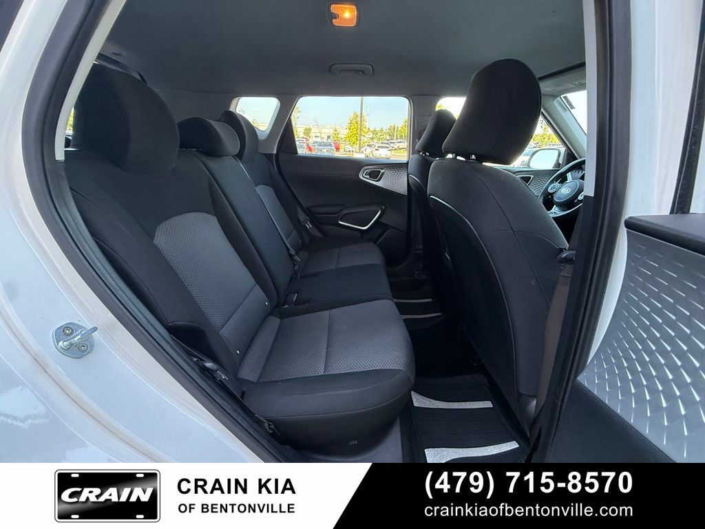 Used 2020 Kia Soul LX FWD image 30