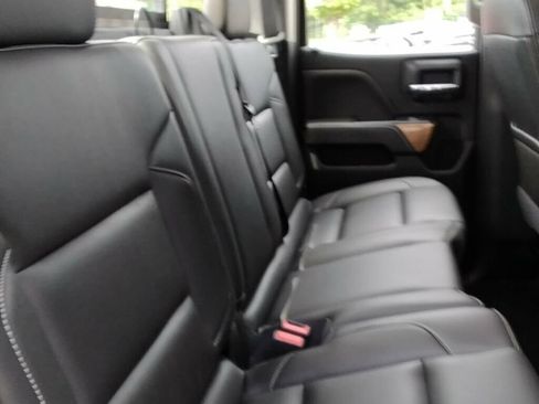 Used 2018 Chevrolet Silverado 1500 LTZ RWD image 10