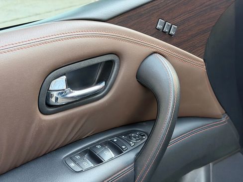 Used 2020 Nissan Armada Platinum w/ Platinum Reserve Package image 45