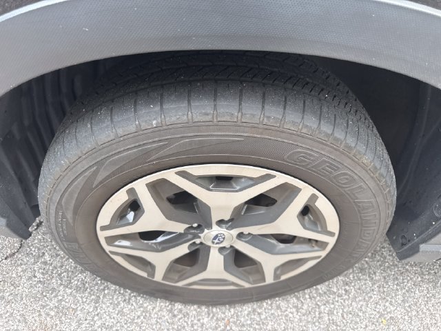 Used 2019 Subaru Forester Premium w/ All-Weather Package AWD/4WD image 8