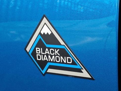 Used 2024 Ford Bronco Black Diamond image 10