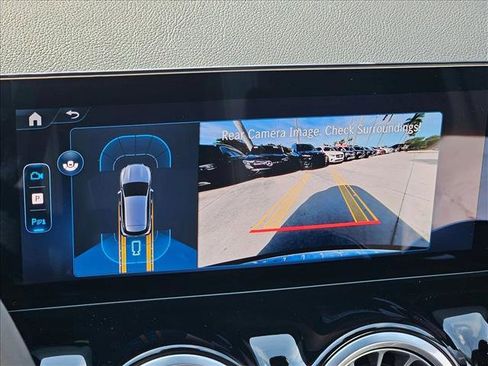 Used 2025 Mercedes-Benz GLA 250 image 13