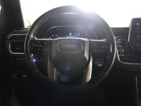 Used 2023 GMC Yukon XL AT4 image 47