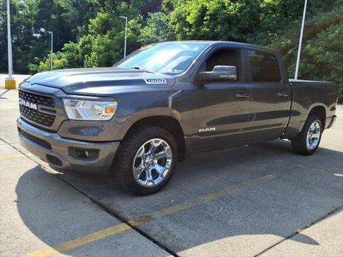 Used 2023 RAM 1500 Big Horn AWD/4WD image 4
