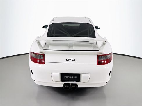 Used 2007 Porsche 911 GT3 image 16