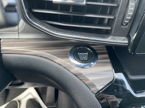 Used 2022 Ford Explorer Limited w/ Hybrid Equipment Group 310A image 14