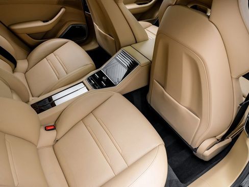 Used 2022 Porsche Panamera Turbo S image 33