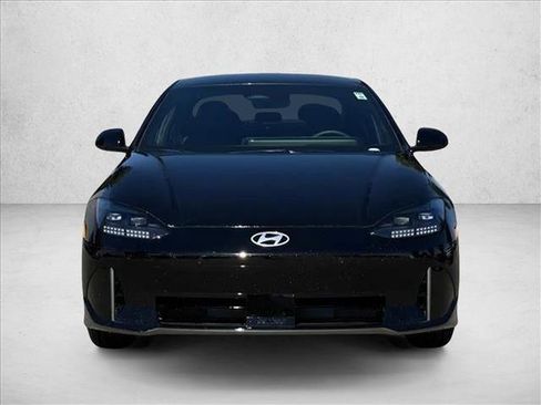 New 2025 Hyundai Ioniq 6 SEL image 5