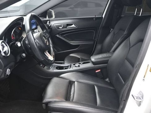 Used 2019 Mercedes-Benz GLA 250 image 5
