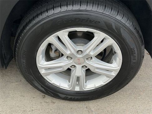 Used 2021 GMC Terrain SLE w/ Driver Convenience Package image 8