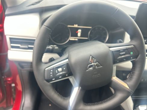 New 2026 Mitsubishi Outlander SE image 16