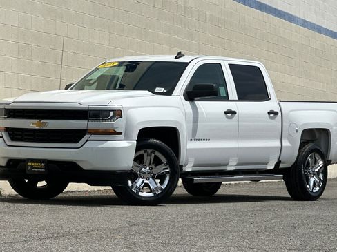 Certified 2018 Chevrolet Silverado 1500 Custom w/ Custom Value Package image 8