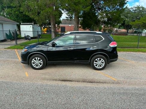 Used 2016 Nissan Rogue SV w/ SV Premium Package AWD/4WD image 3