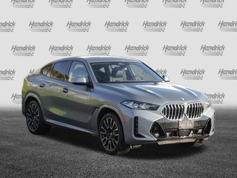 Certified 2024 BMW X6 xDrive40i w/ Premium Package image 2