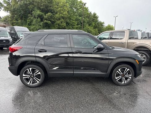 Used 2023 Chevrolet TrailBlazer LT w/ Convenience Package AWD/4WD image 8