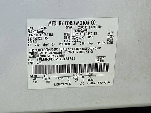 Used 2018 Ford Explorer XLT w/ Equipment Group 202A AWD/4WD image 28