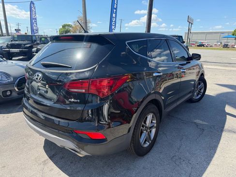Used 2018 Hyundai Santa Fe Sport FWD image 4