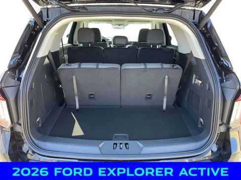 New 2026 Ford Explorer Active image 5