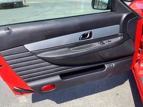 Used 2002 Ford Thunderbird Deluxe image 28