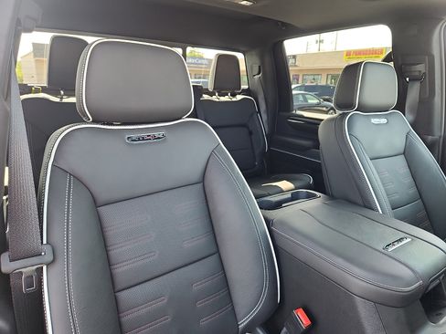 Used 2026 GMC Sierra 2500 AT4X AWD/4WD image 33