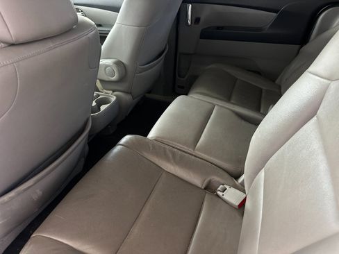 Used 2014 Honda Odyssey Touring image 11